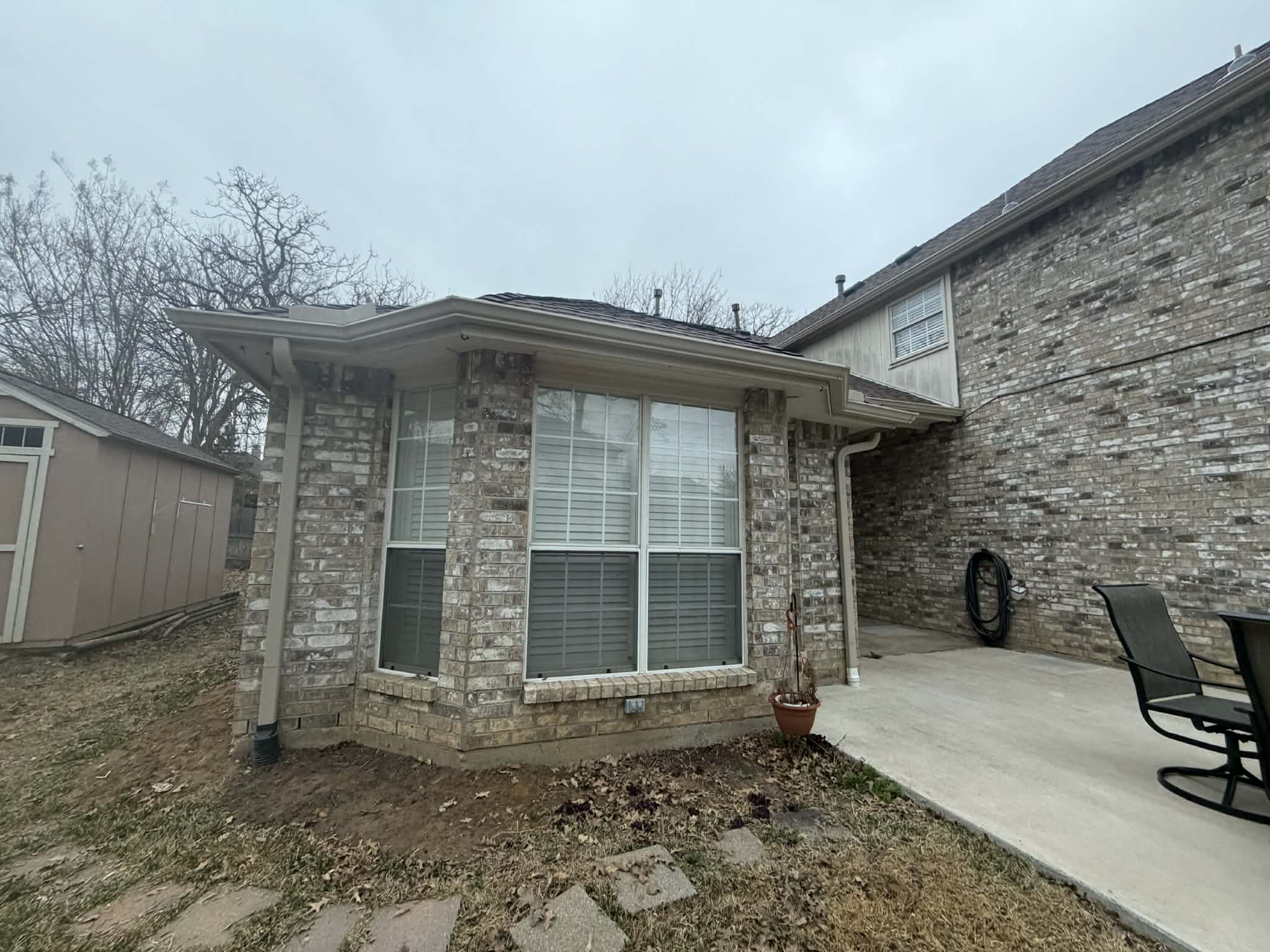 Seamless Gutters — Before & After