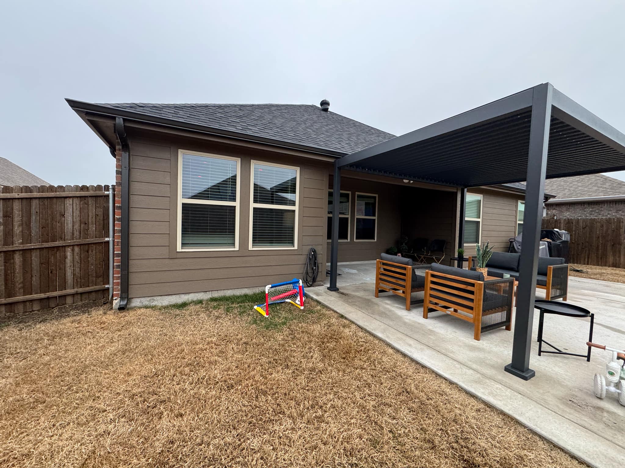 Seamless Gutter Installation